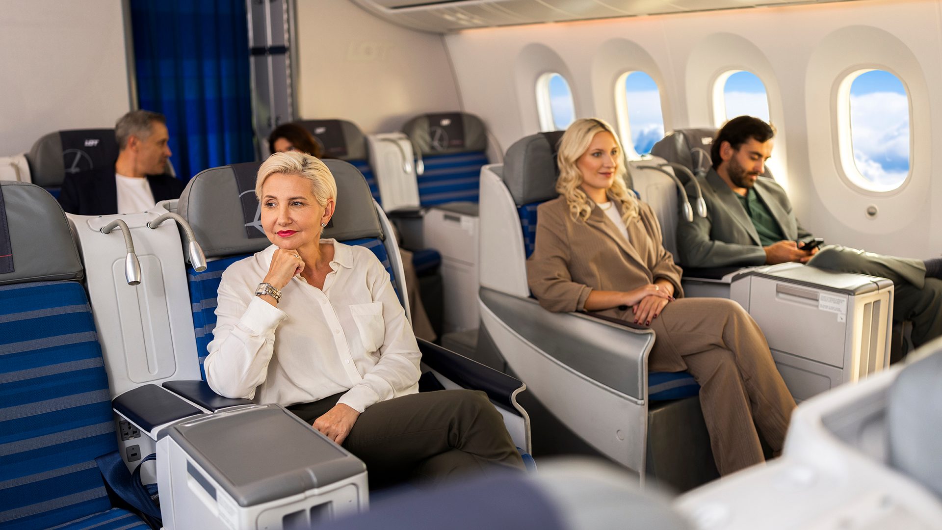Passengers aboard the Dreamliner in Business Class