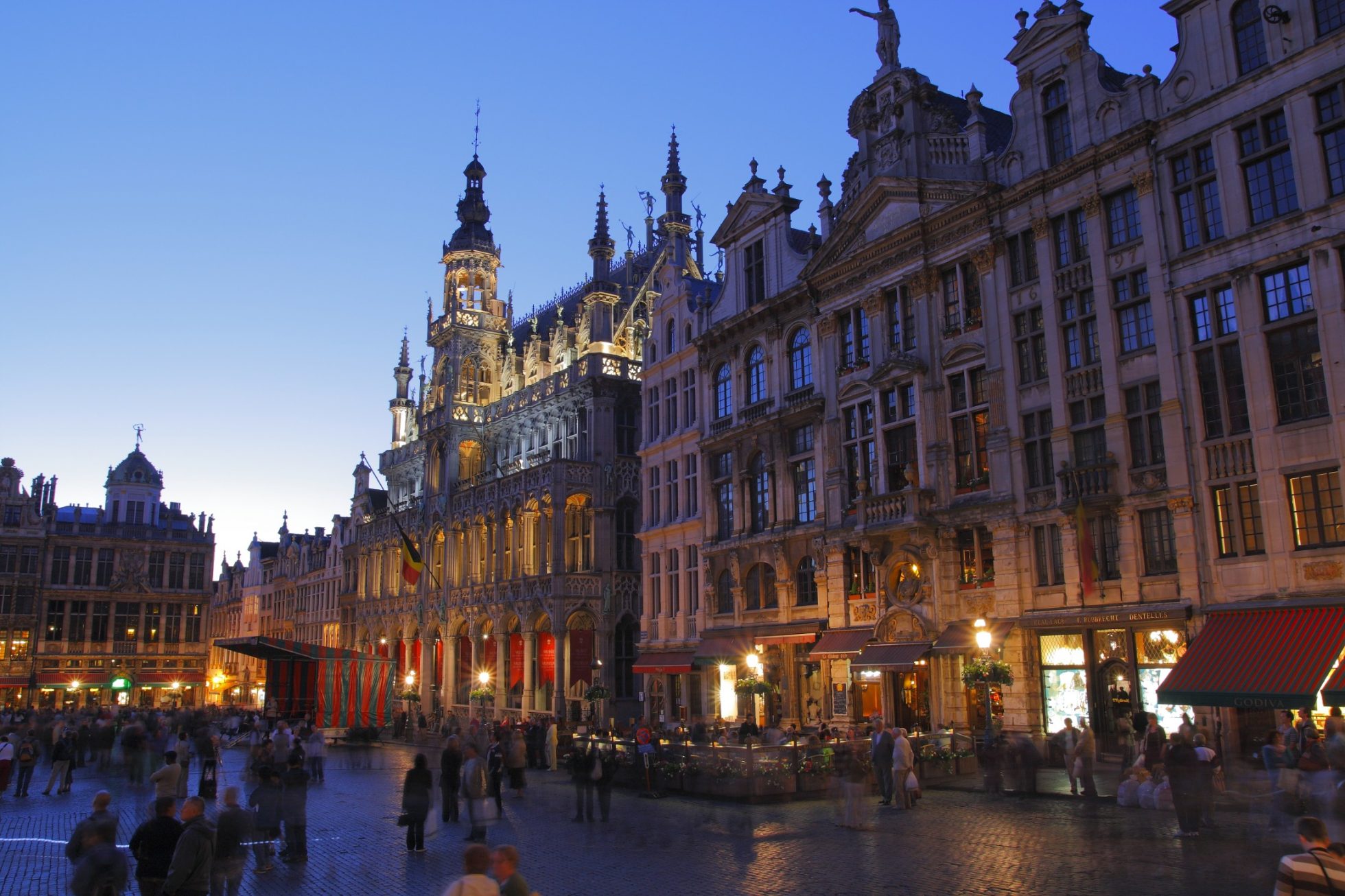 Brussels market at night
