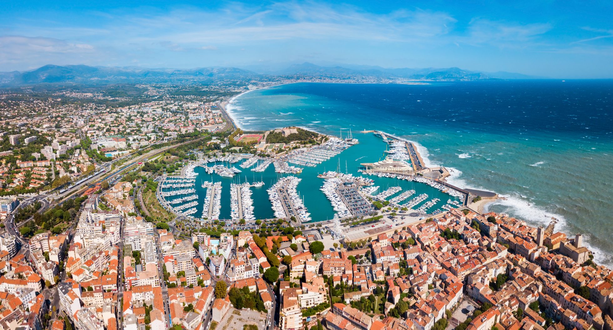 Port w Antibes na Lazurowym Wybrzeżu 