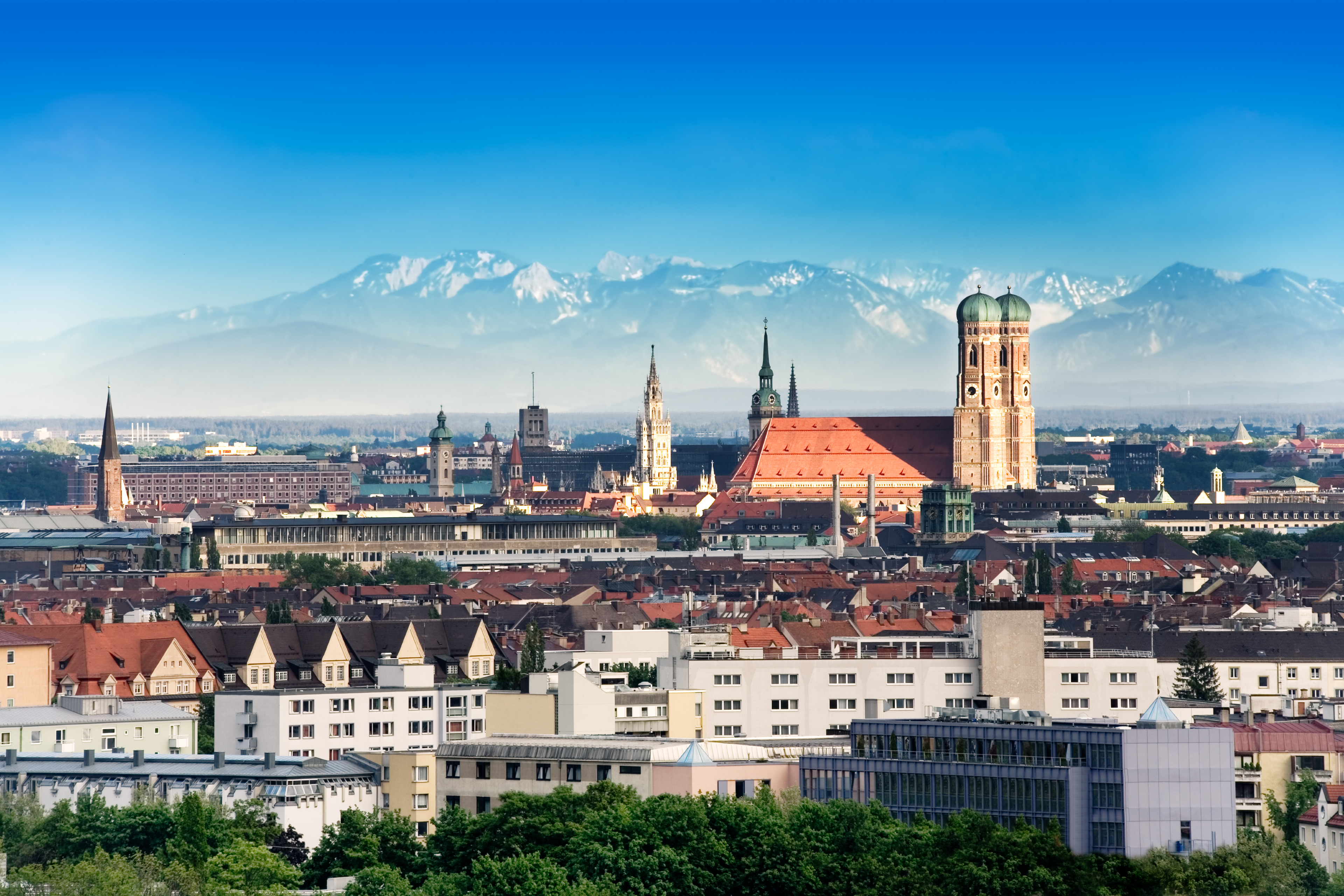 Munich germany. Германия Бавария Мюнхен. Город Мюнхен München. Мюнхен панорама. Мунич Германия.