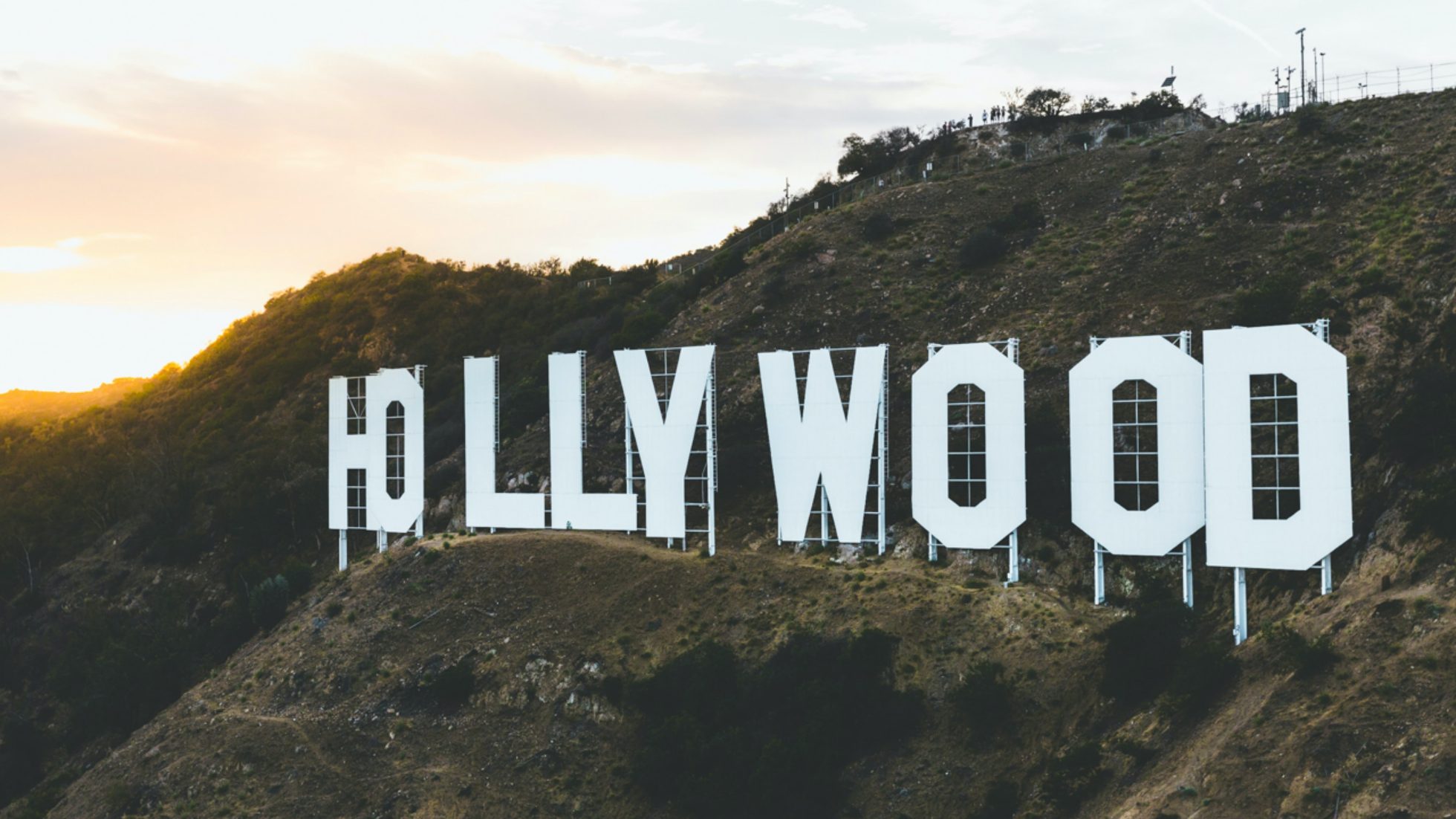 Znak Hollywood na wzgórzu 