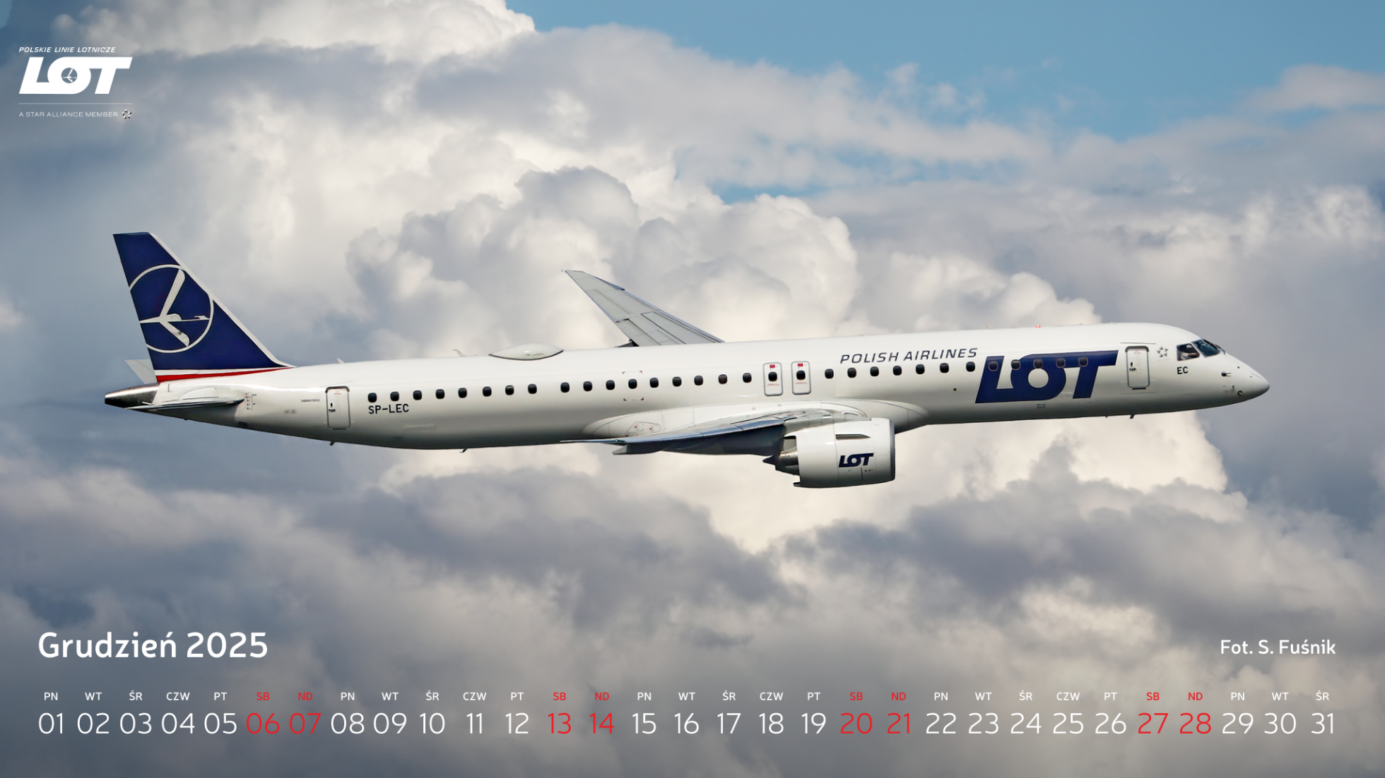 Samolot Embraer E195-E2 LOT- u podczas lotu ponad chmurami