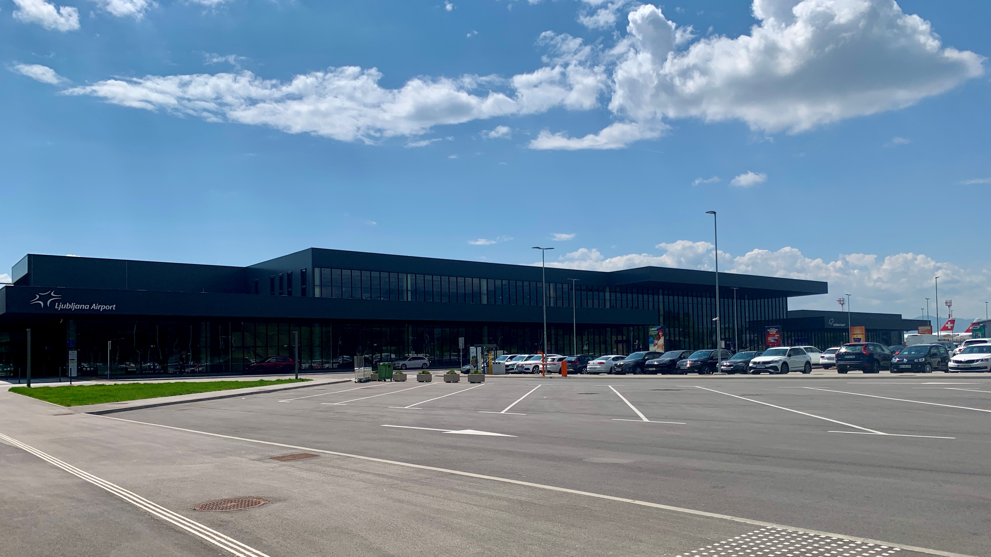 Ljubljana Airport (LJU)