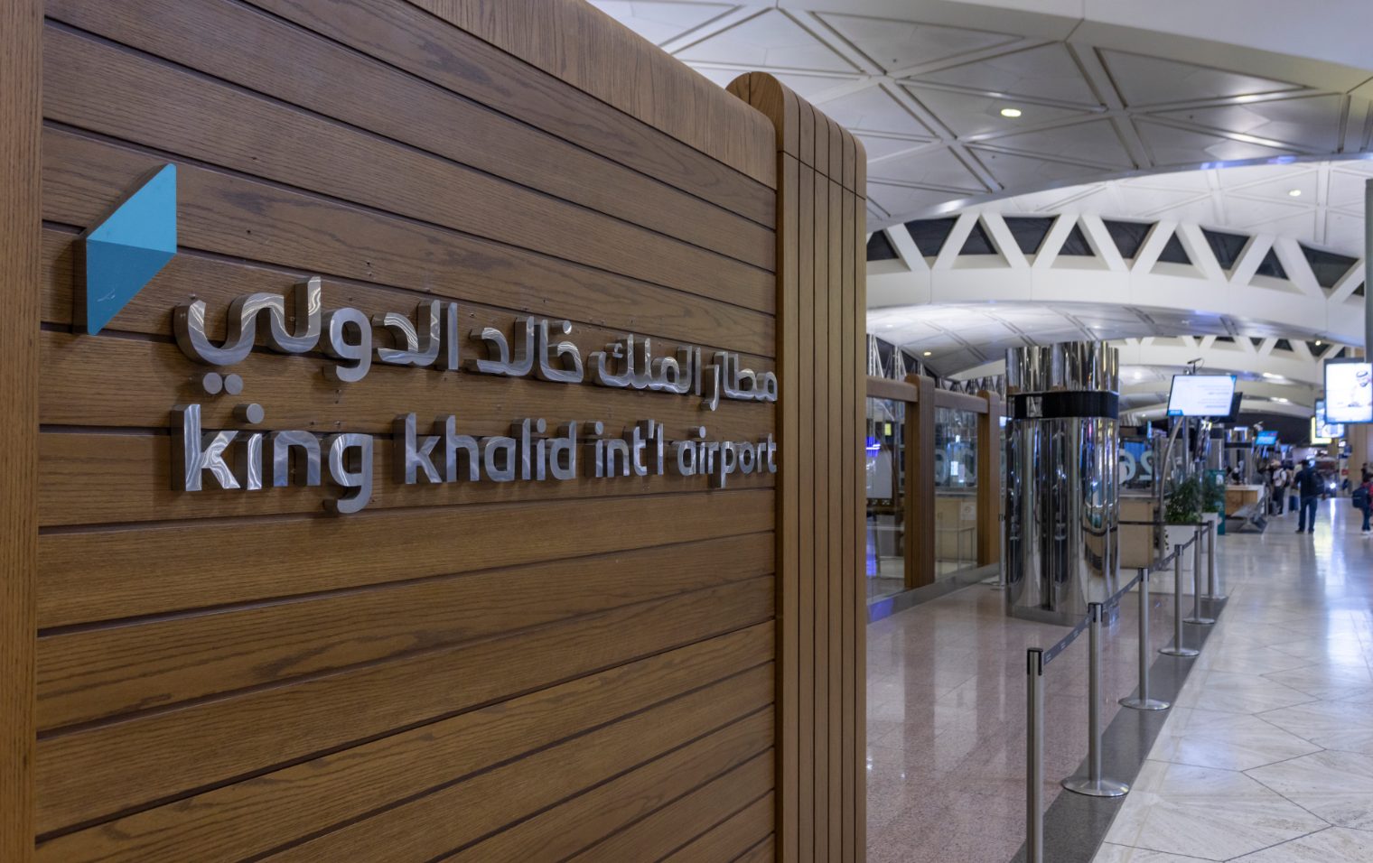 Riyadh Airport Reopens After Two-Week Houthi Shutdown — But Houthis Warn It Is Still a Target