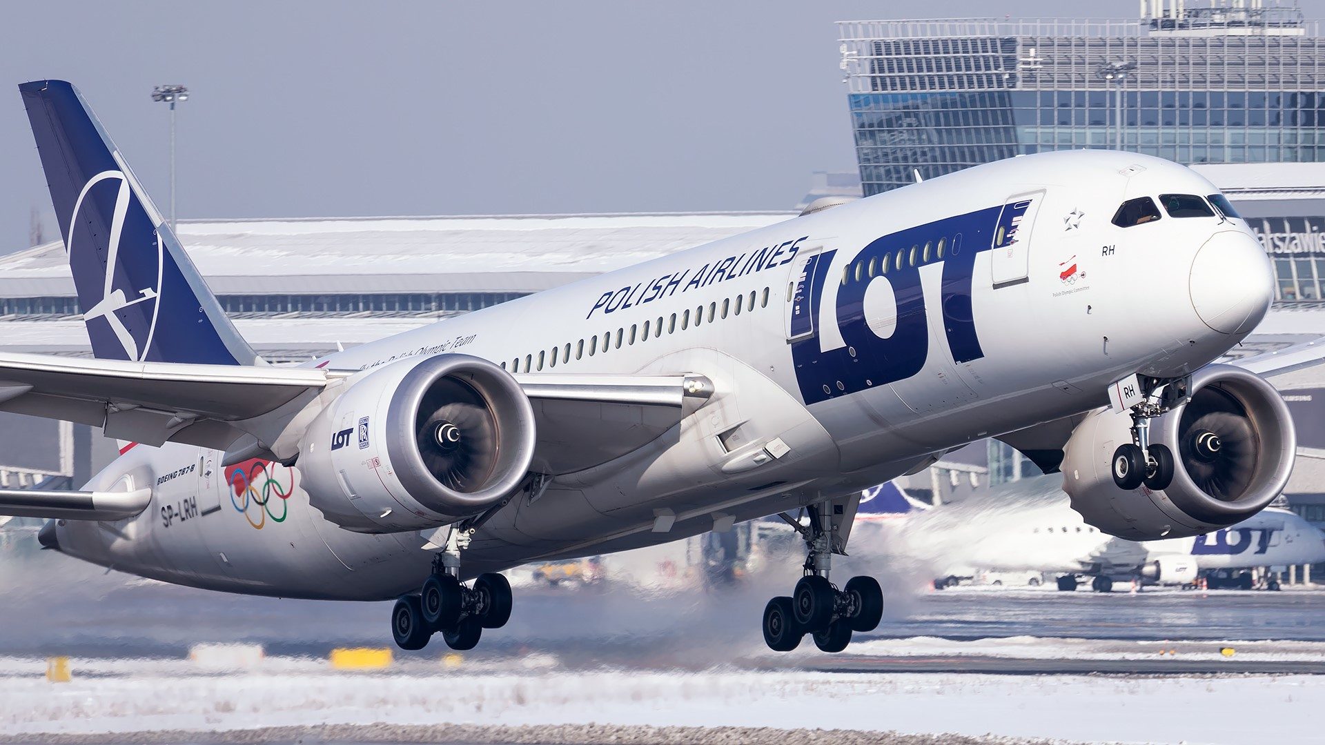 Boeing 787 startujący z Lotniska Chopina