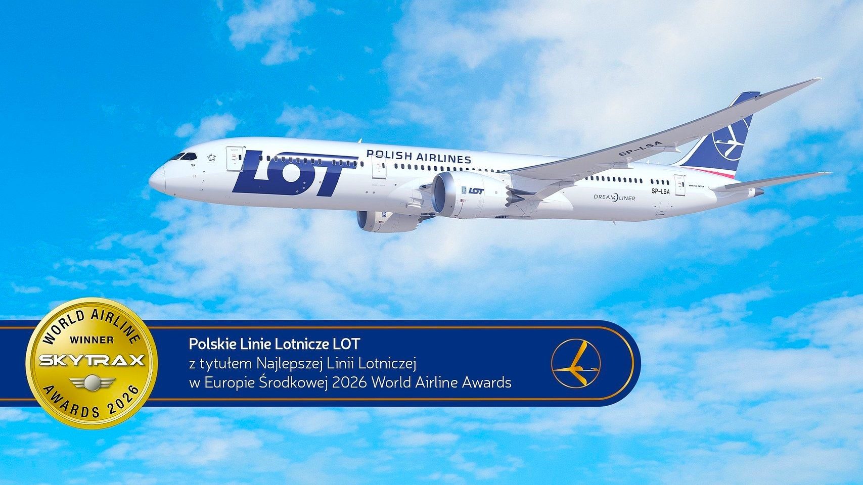 Grafika z samolotem Boeing 787 Dreamliner lecącym ponad chmurami i logo Skytrax