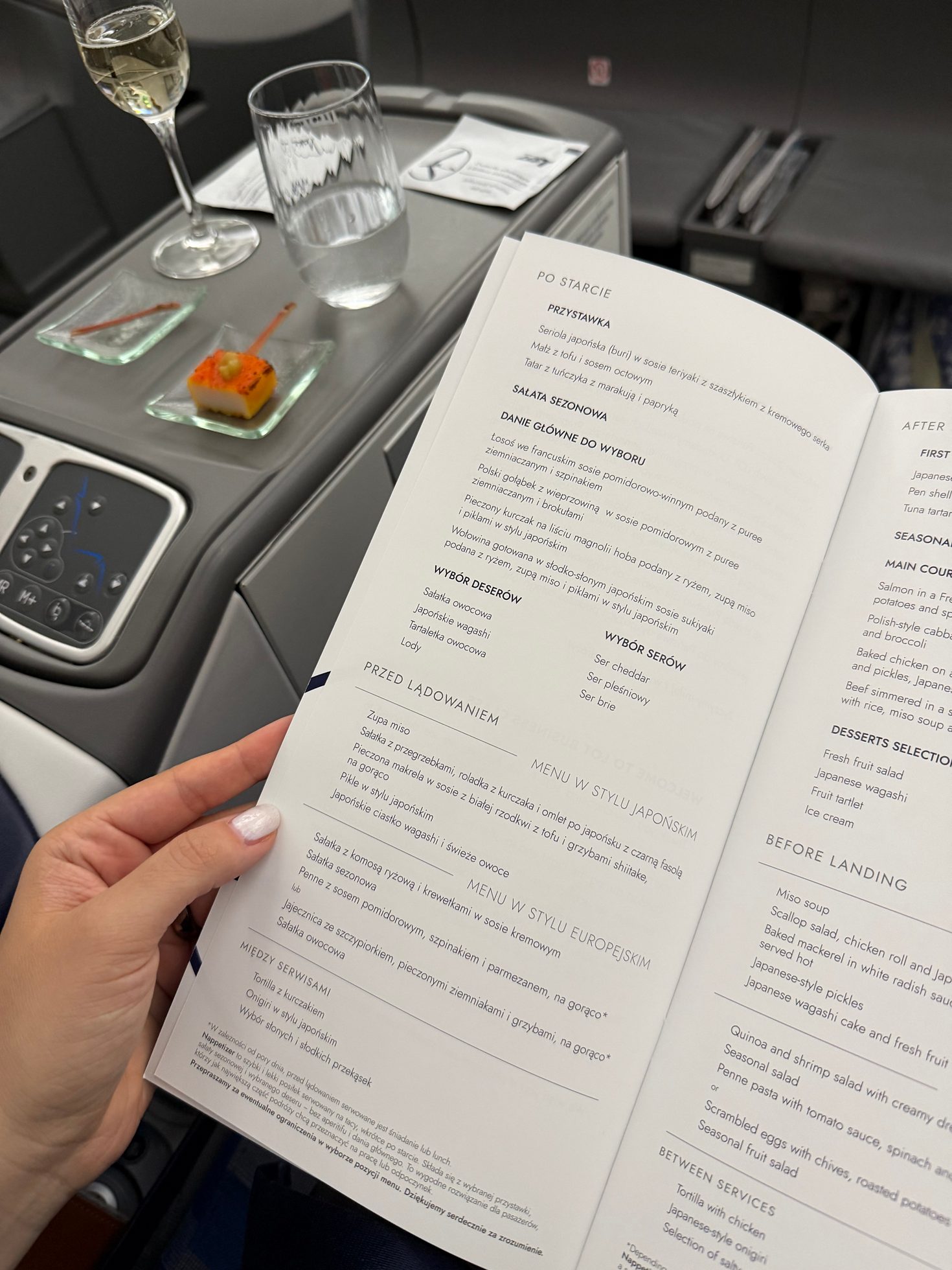 Menu na pokładzie w LOT Business Class