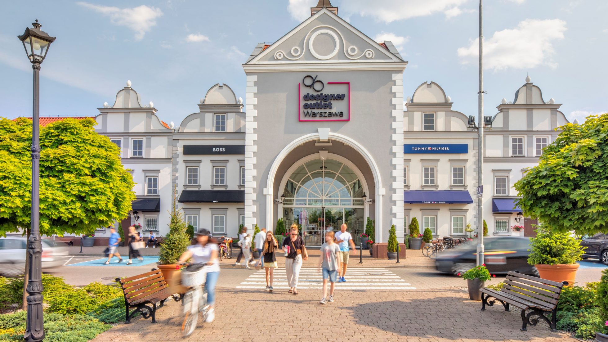 Wejście główne Designer Outlet Warsaw