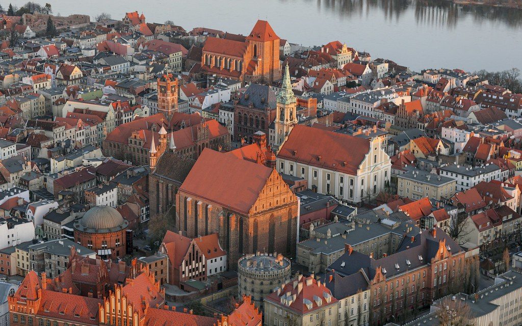 Widok na starówkę Torunia z lotu ptaka, weekend w Bydgoszczy