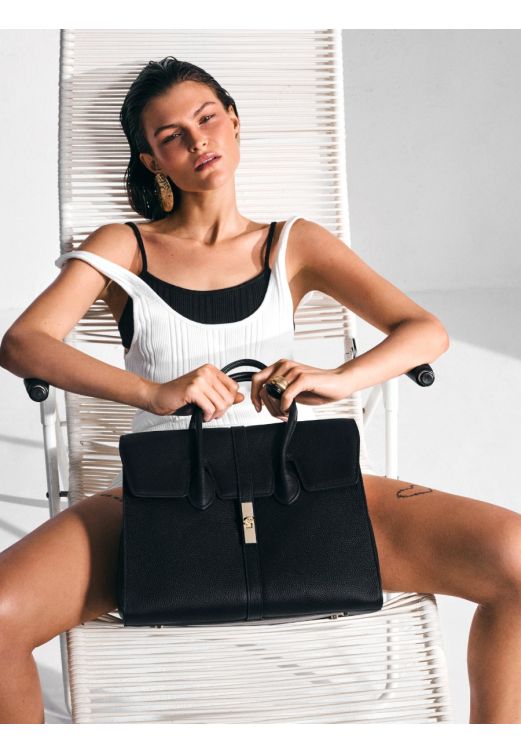 FELICITE L Elegancka czarna torebka w modowym stylu Produkt