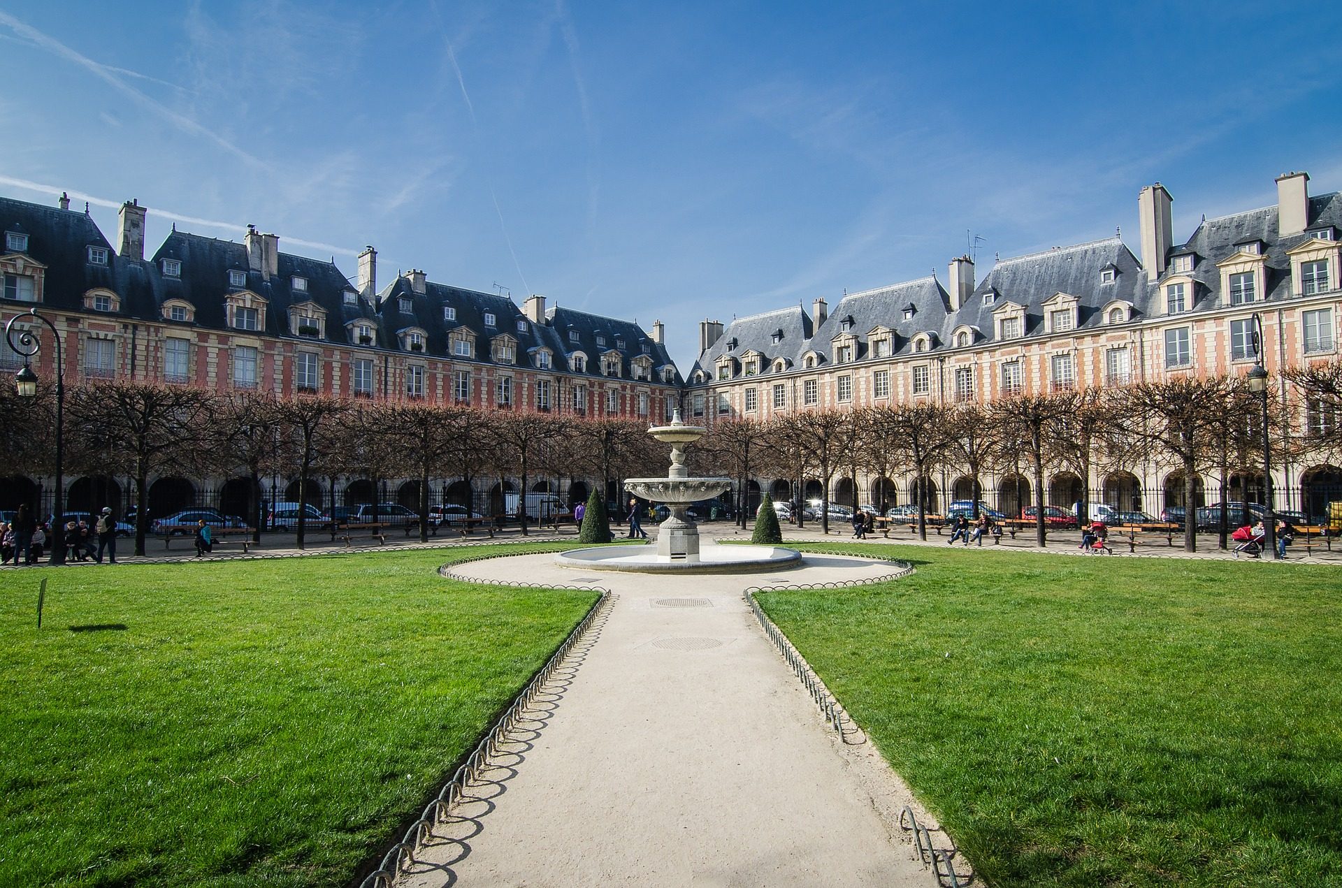 Renaissance tenement houses for Place des Vosges in Paris