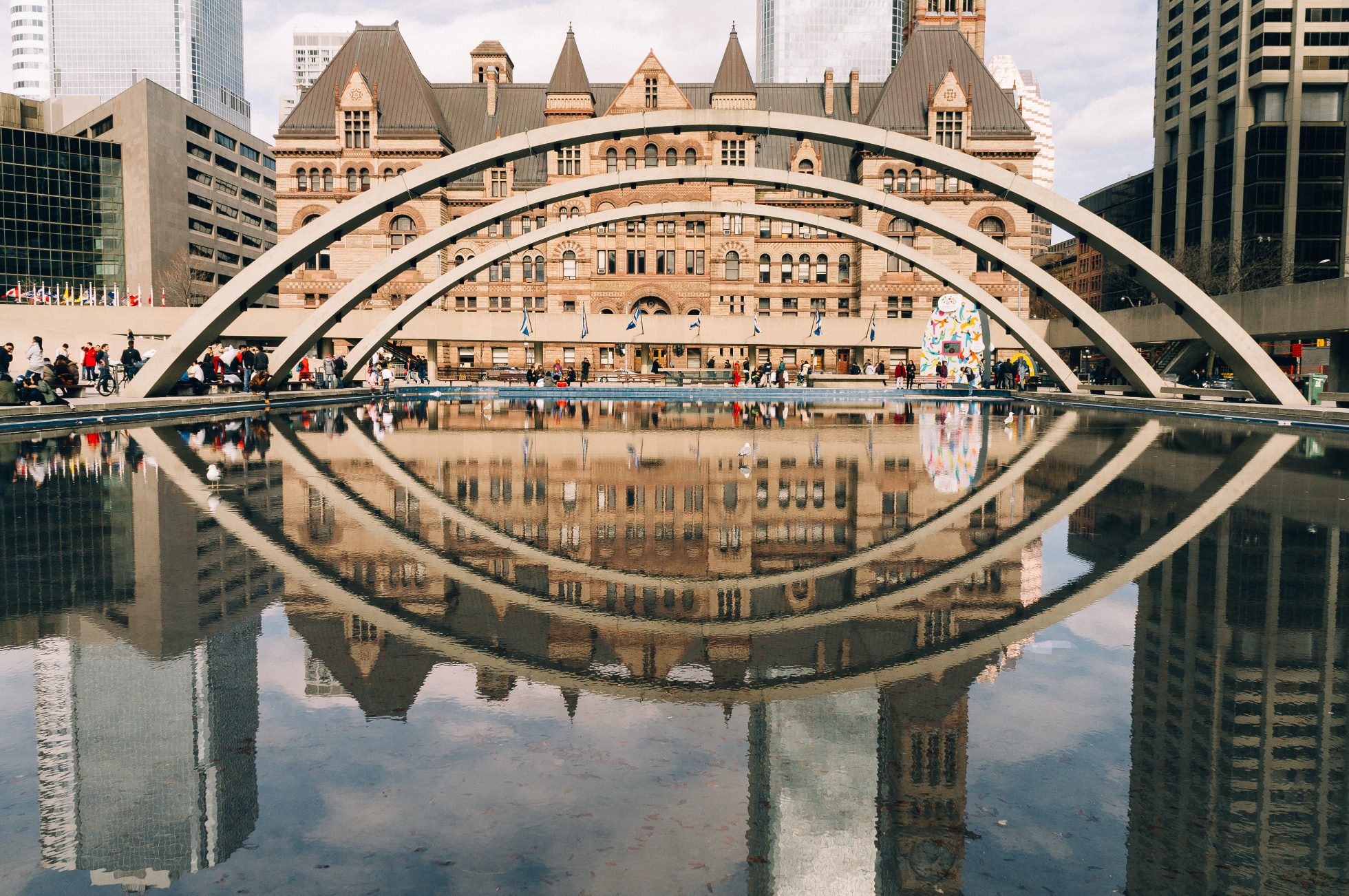 Nathan Philips Square, sttractions in Toronto