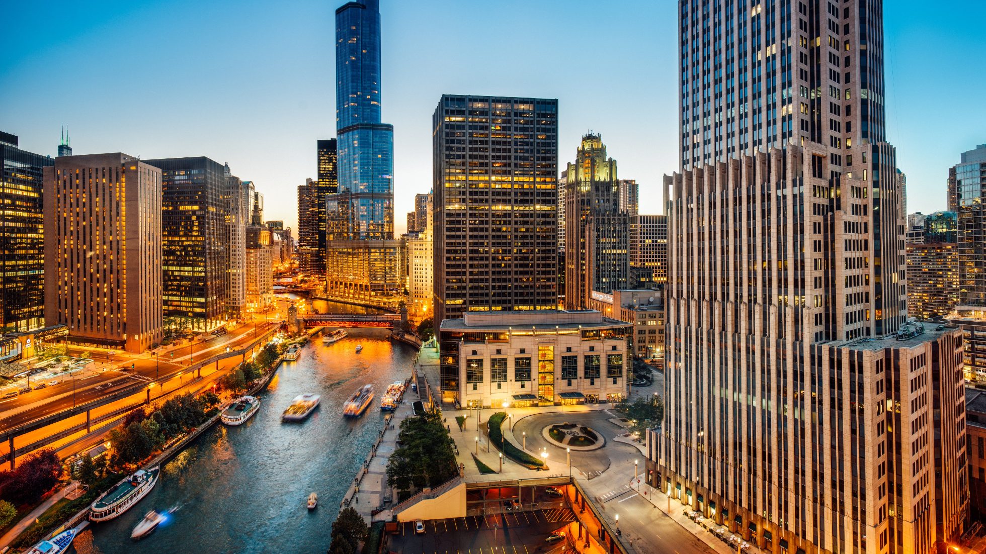 A bird's eye view of Chicago at night